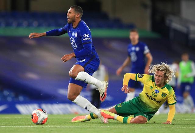 表现出了一 表现出了一